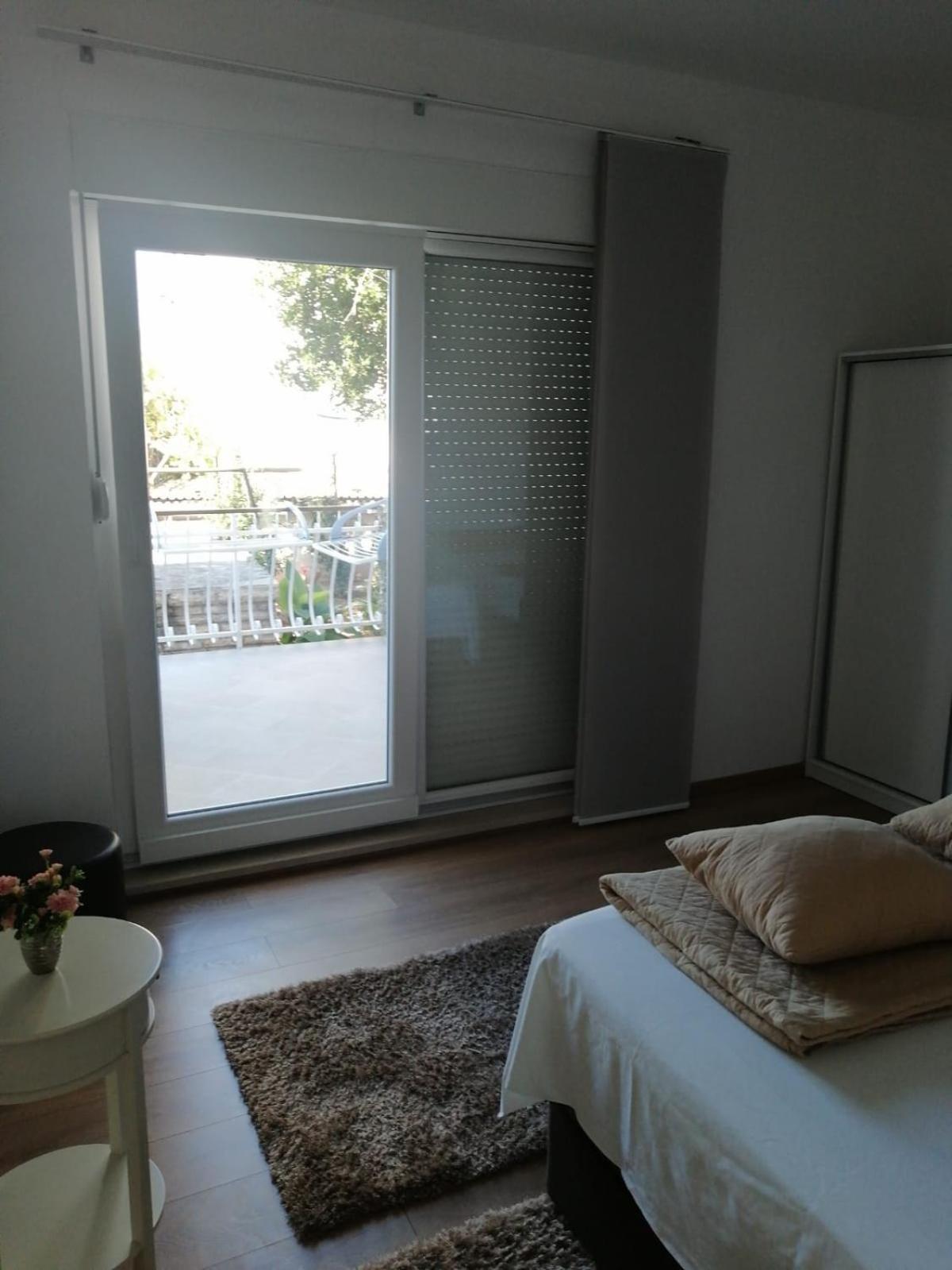 Apartments Kursan Seget Vranjica Exterior foto